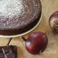 IMG_1156_Rote-Bete-Schokokuchen